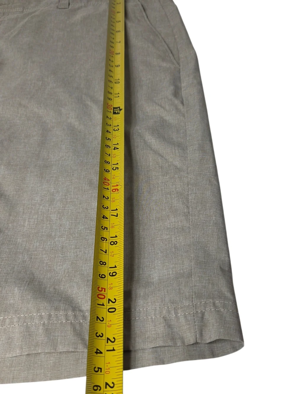 Ben Hogan Men's Beige Chino Shorts Polyester Elastane Button Pockets Stretch